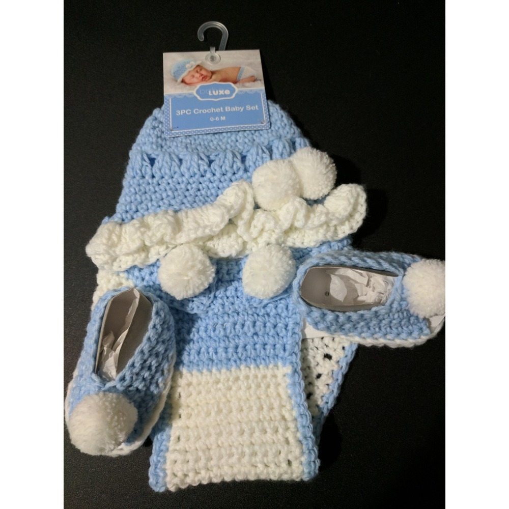 Crochet Diaper cover hat booties 3 piece set photo prop 0-6 months